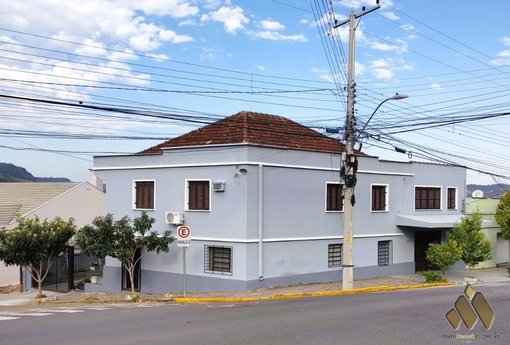 Alvenaria de esquina residencial/comercial 