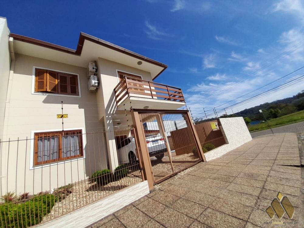 Duplex de esquina semimobiliado 